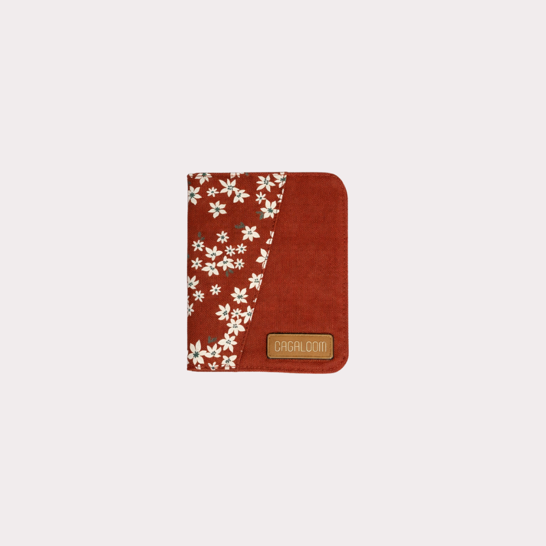 Jetsetter Passport Holder